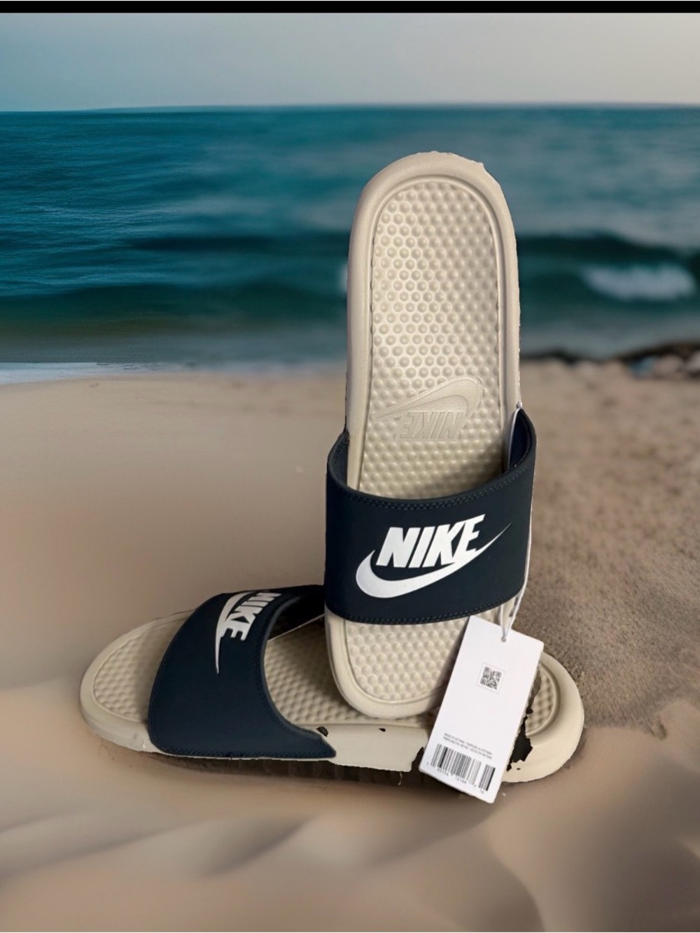 Nike Menโs Benassi JDI Slide Sandals. String/White Seaweed. Size 10 or 11. NWT